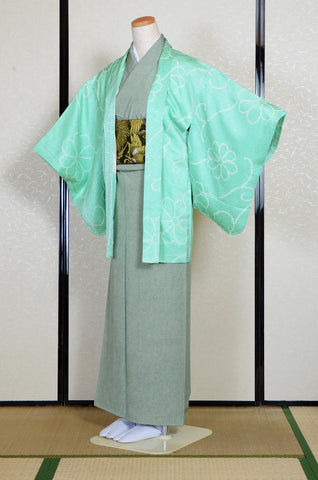 Japanese kimono. kimono for women. kimono female. komon kimono. muji kimono.