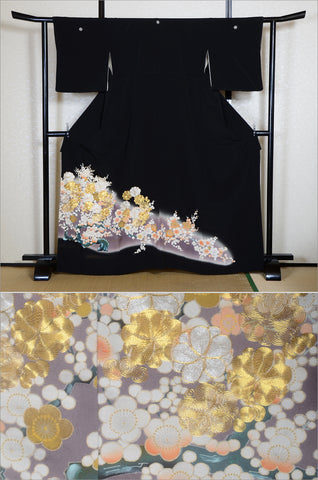 Japanese kimono. kimono for women. kimono female. black formal kimono. 