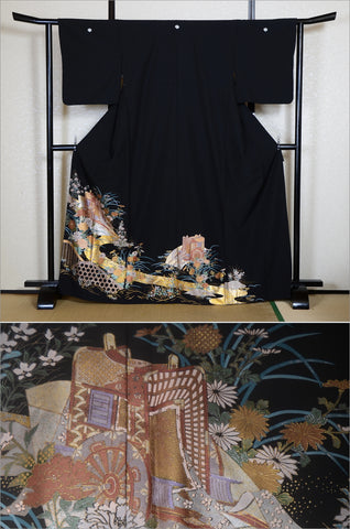 Japanese kimono. kimono for women. kimono female. black formal kimono. 