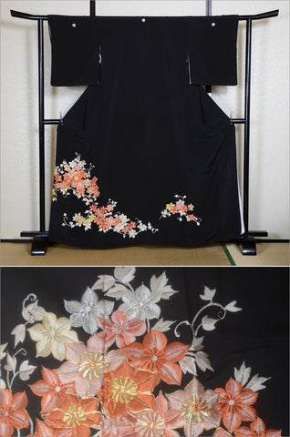 Japanese kimono. kimono for women. kimono female. black formal kimono. 