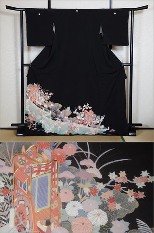 Japanese kimono. kimono for women. kimono female. black formal kimono. 