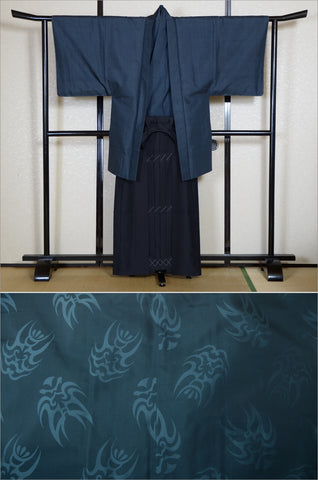 men kimono. Japanese kimono for men. montsuki hakama. kimono hakama set. kimono and hakama.