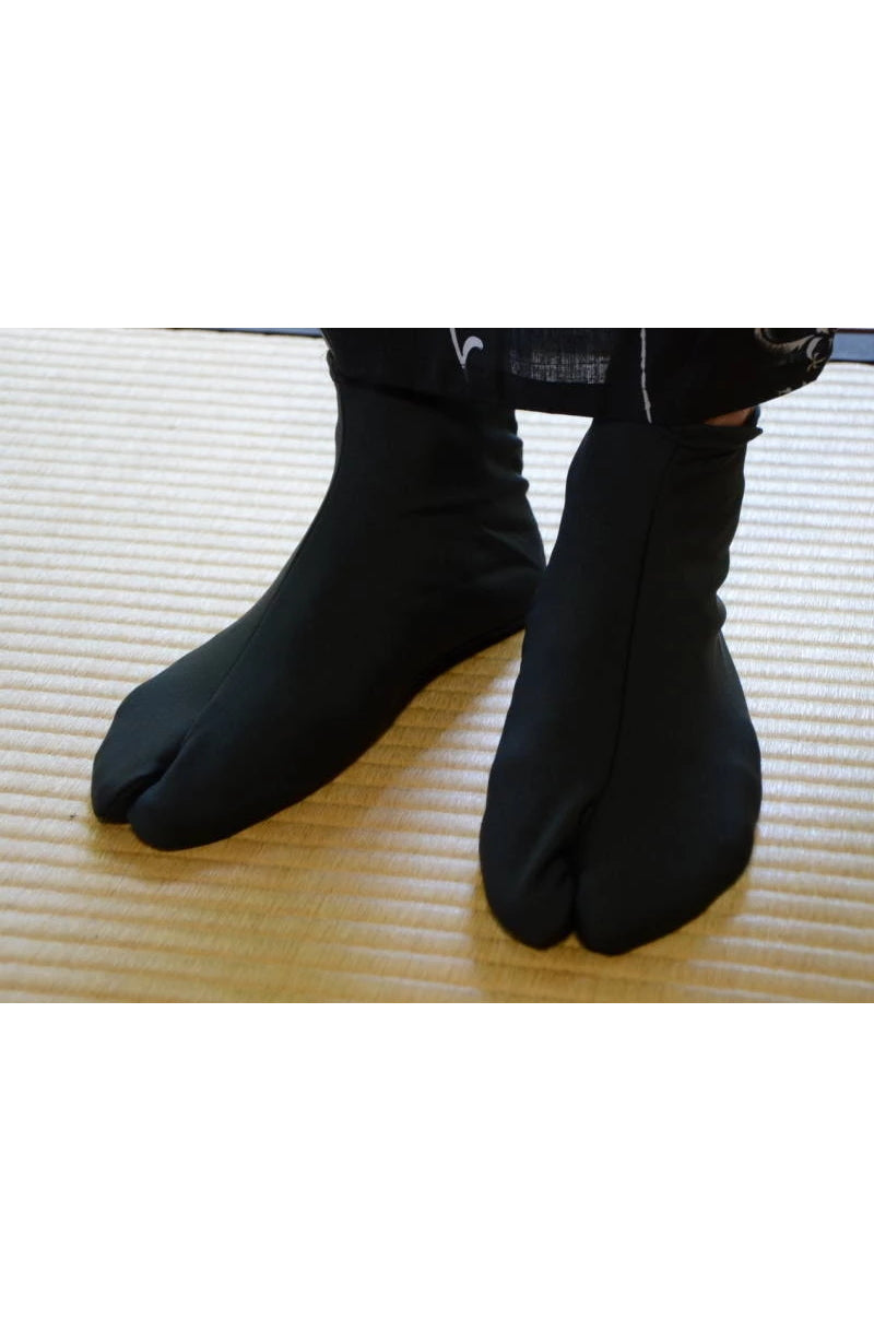Tabi socks